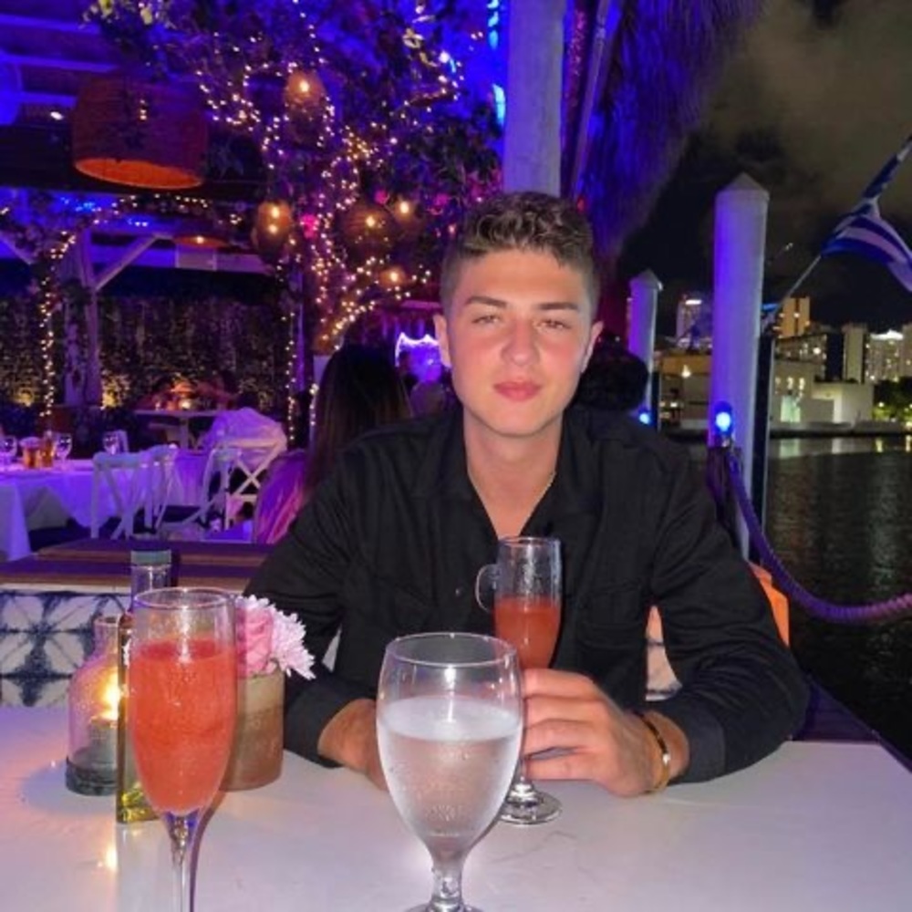 Meet your Posher, Steven